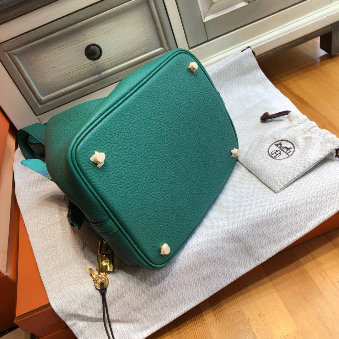 Hermes U4 Vert vertigao Picotin Lock MM Togo Leather Bag