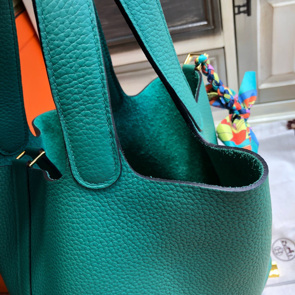 Hermes U4 Vert vertigao Picotin Lock MM Togo Leather Bag