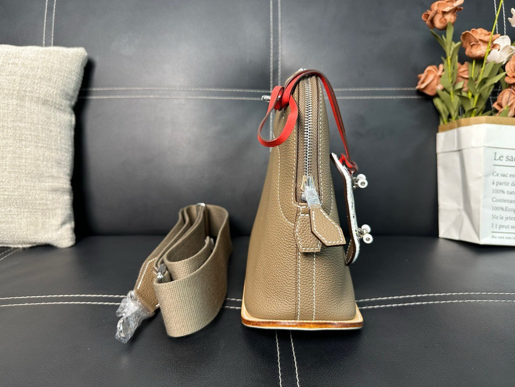 Hermès Hermes Bolide Skate 31 Handbag Etoupe