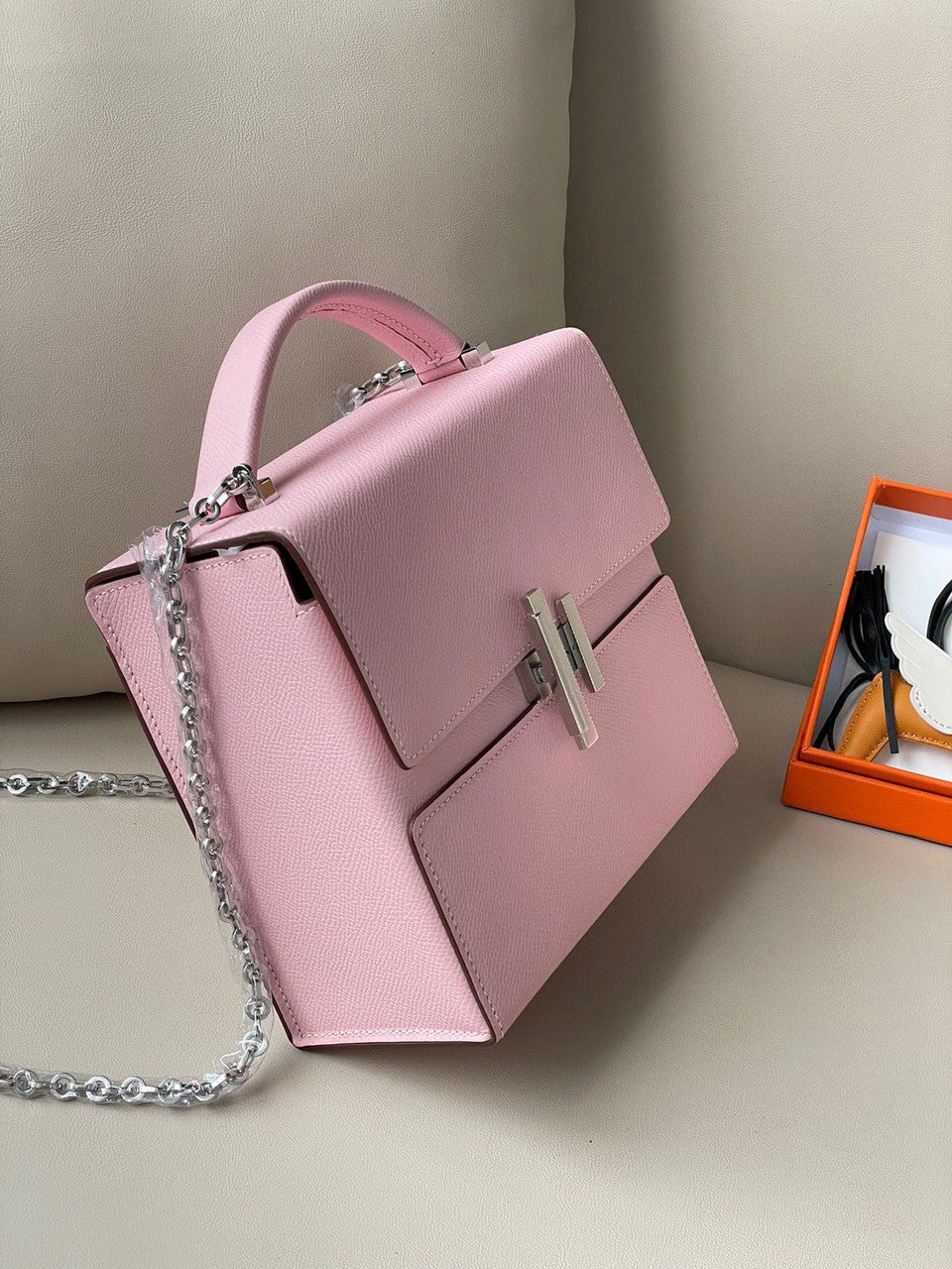 Hermes Cinhetic bag Sakura Pink