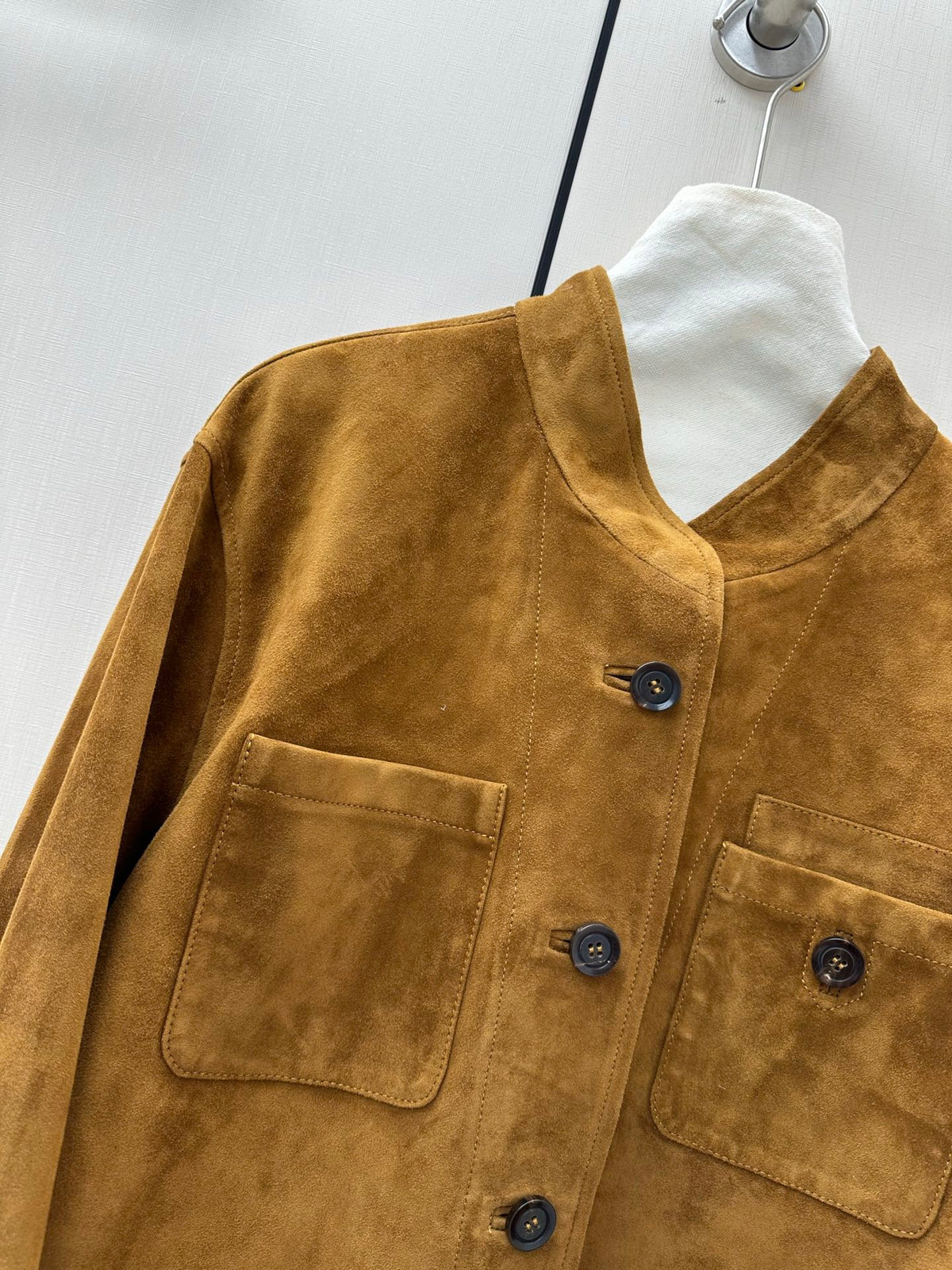 Loro Piana Women's Lambskin Suede Jacket – Four Colours – FR 36–42 Luxinvest Ltd
