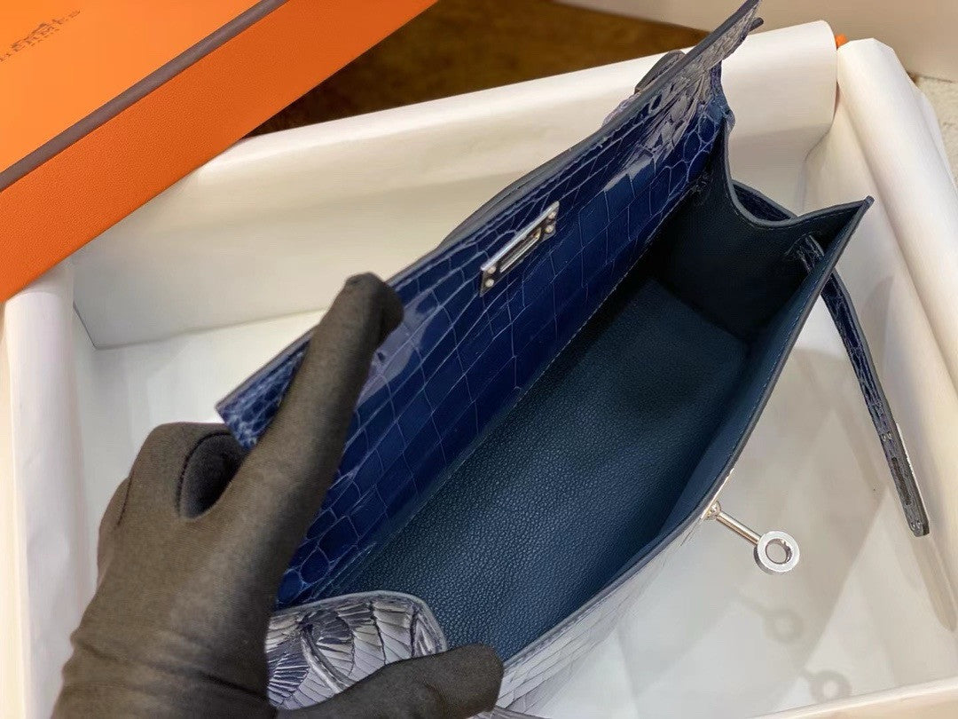Hermès Shiny Blue Alligator Kelly Pochette Palladium Hardware Hermes
