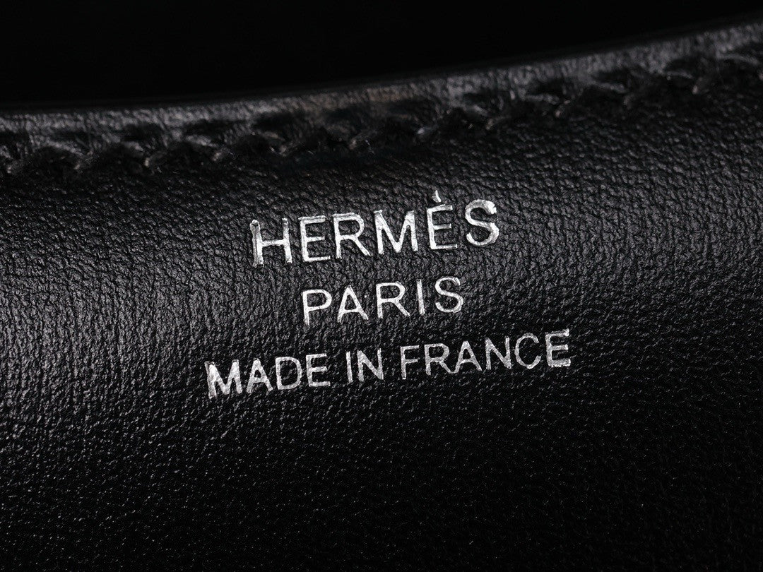 Hermes Constance 19 Mirror Black Box calf leather Palladium hardware