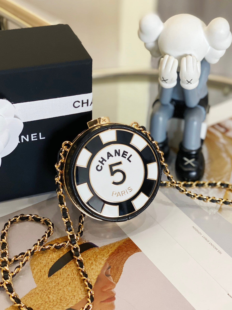 Chanel CLUTCH WITH CHAIN SS2023 Black
