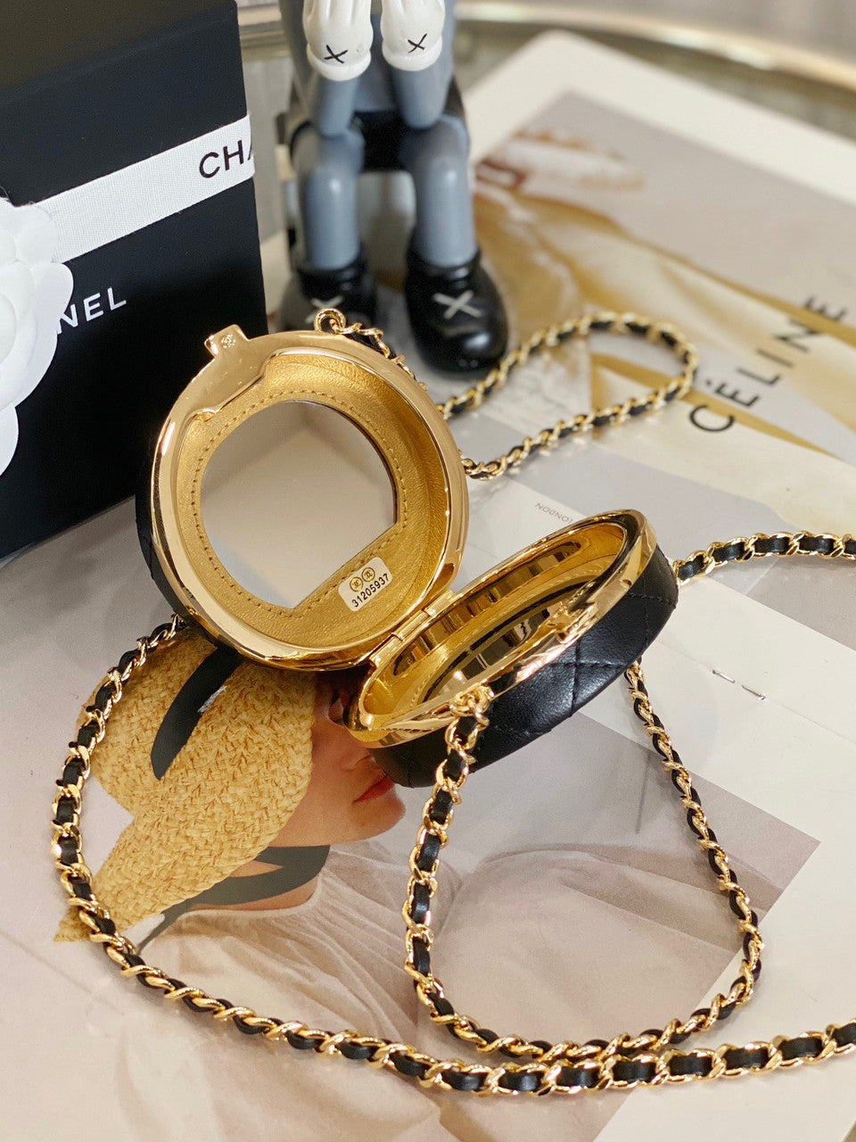 Chanel CLUTCH WITH CHAIN SS2023 Black