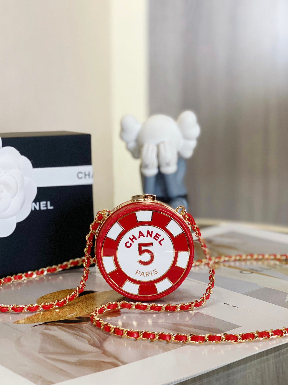 Chanel CLUTCH WITH CHAIN SS2023 Red