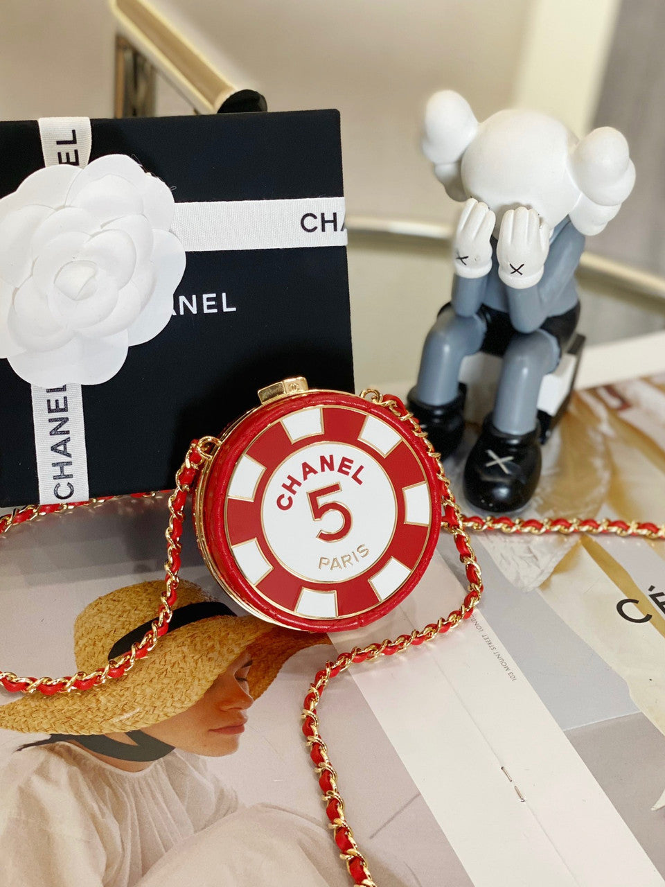 Chanel CLUTCH WITH CHAIN SS2023 Red