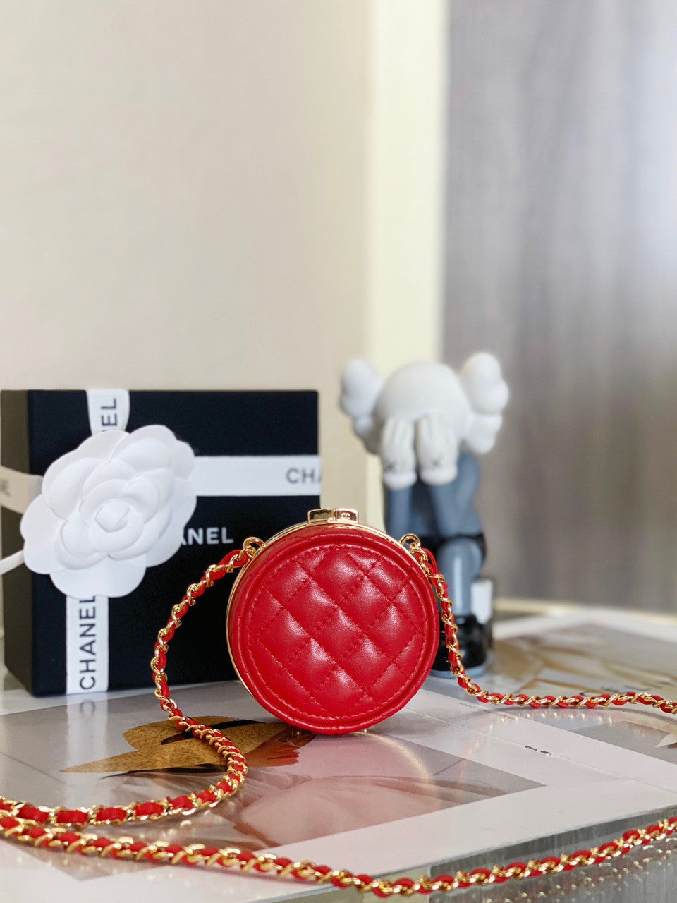Chanel CLUTCH WITH CHAIN SS2023 Red