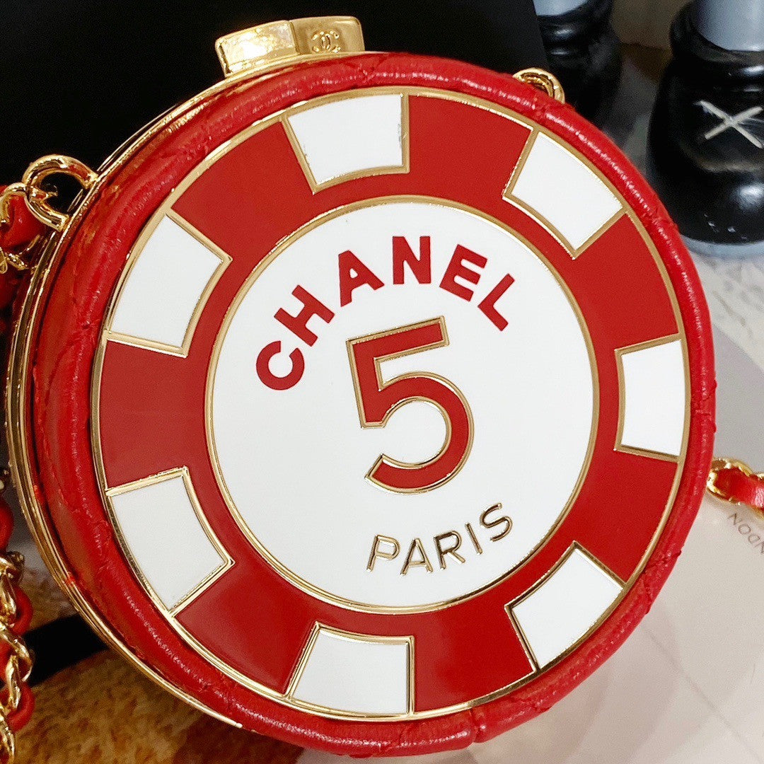 Chanel CLUTCH WITH CHAIN SS2023 Red