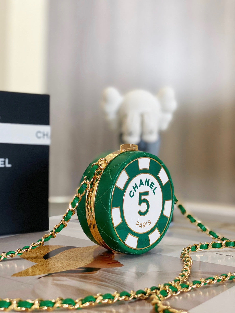 Chanel CLUTCH WITH CHAIN SS2023 Green