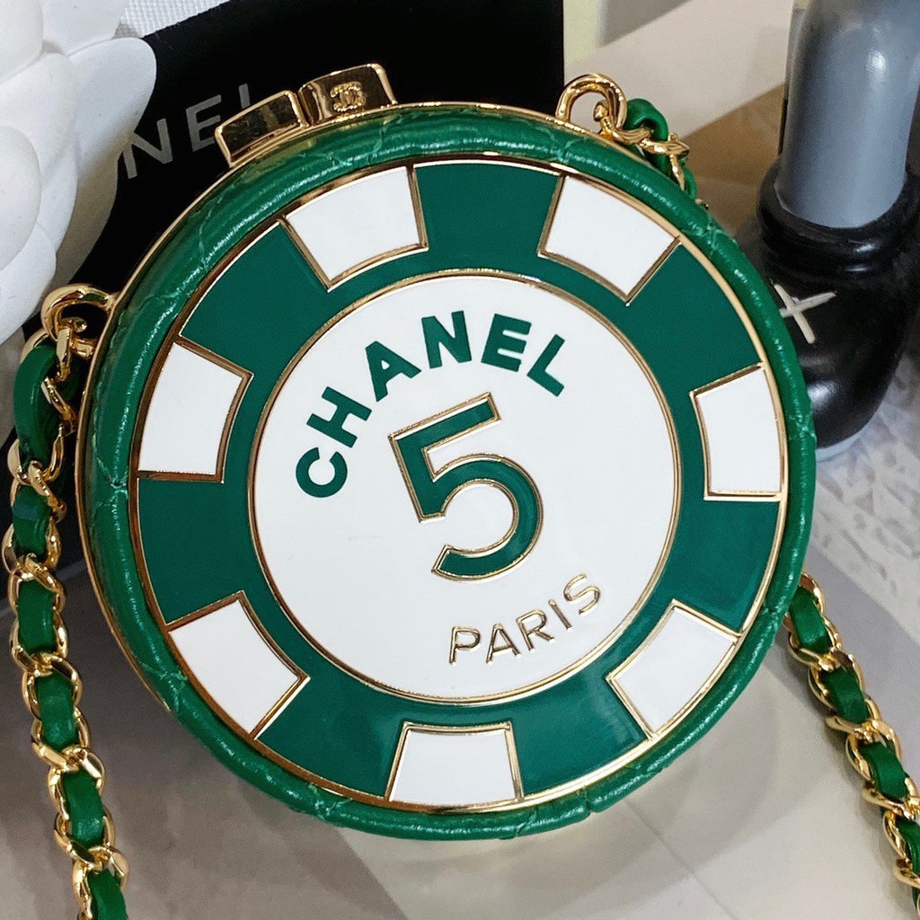 Chanel CLUTCH WITH CHAIN SS2023 Green