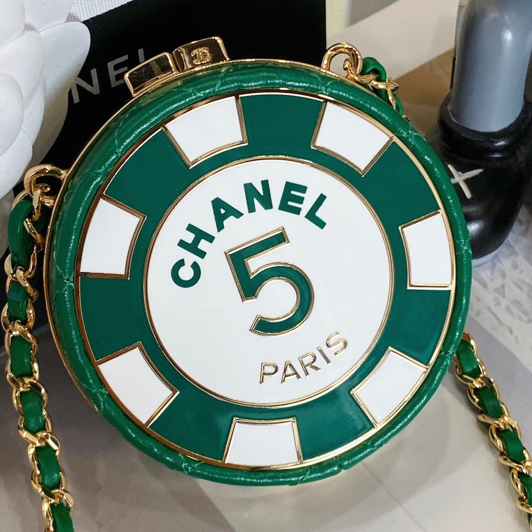Chanel CLUTCH WITH CHAIN SS2023 Green