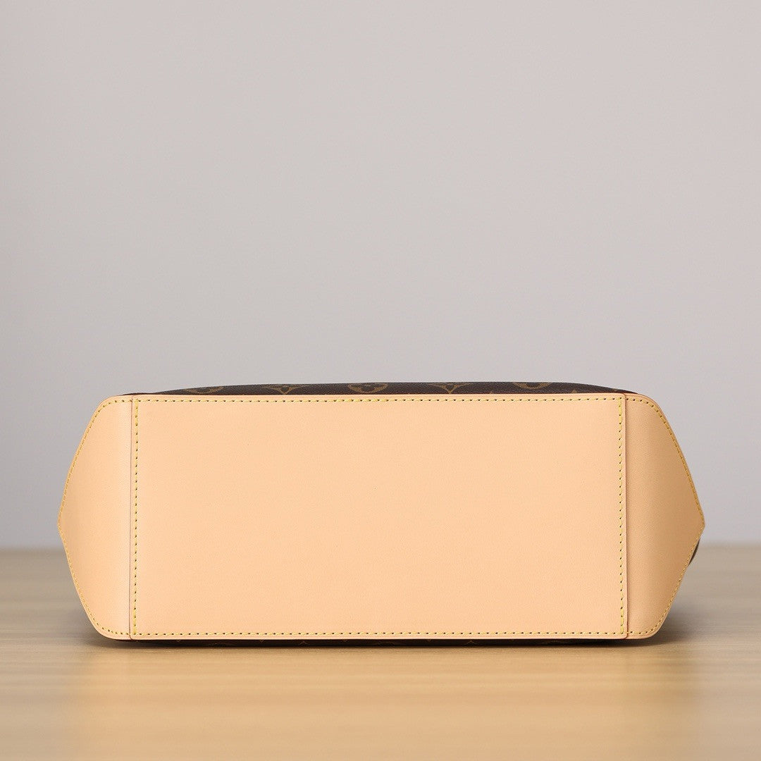 Louis Vuitton M12095 Piano
