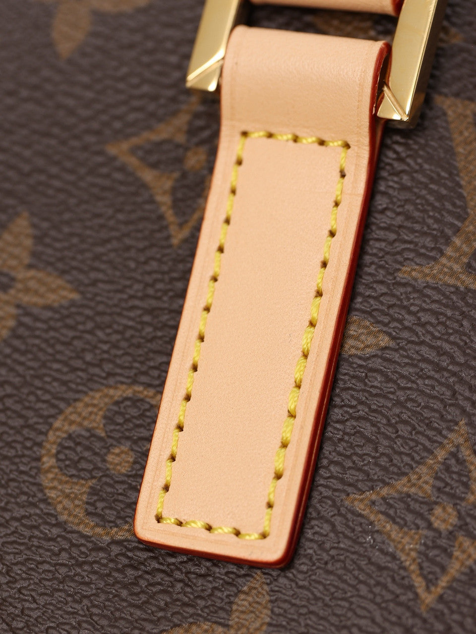 Louis Vuitton M12095 Piano