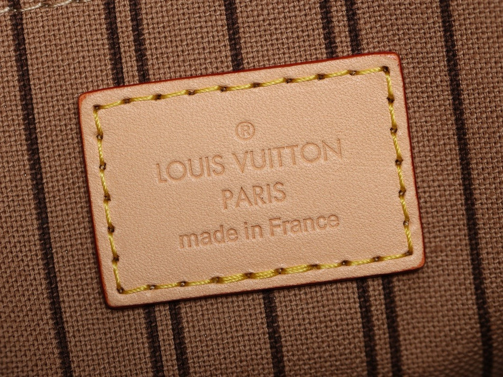 Louis Vuitton M12095 Piano