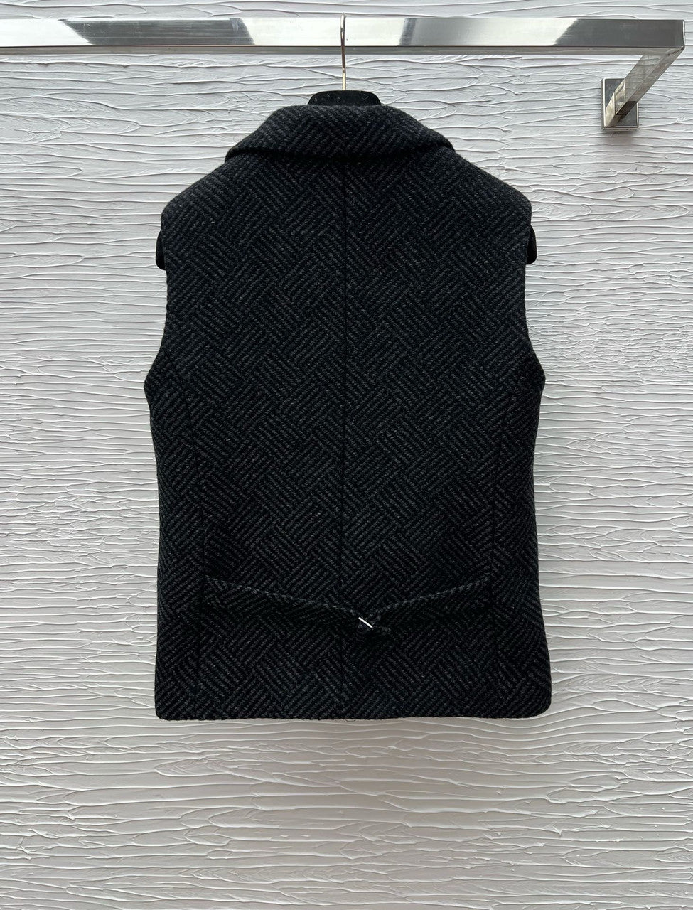 CHANEL FALL-WINTER 2024/25 VEST