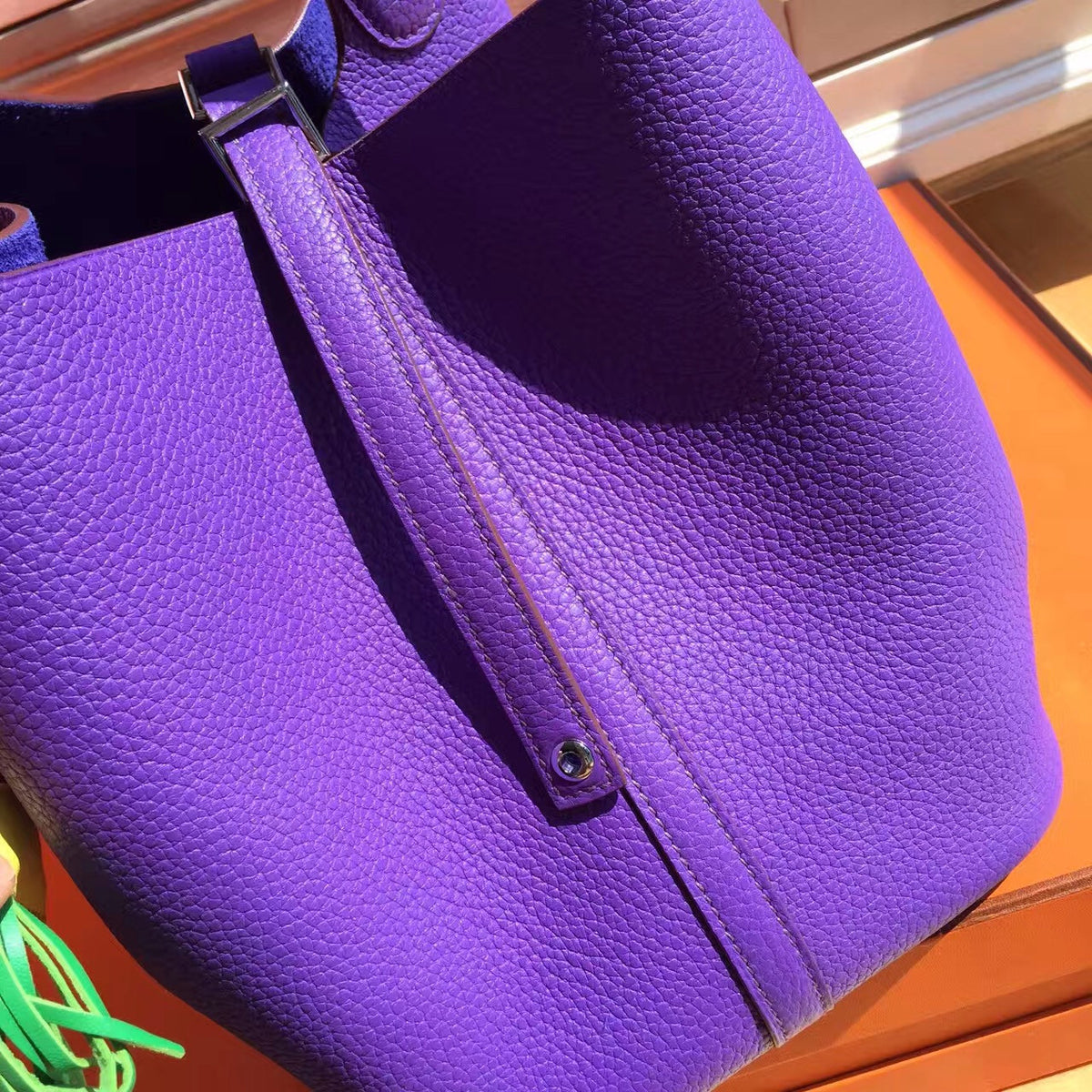 Hermes 9K Iris Picotin Lock MM Togo Leather Bag