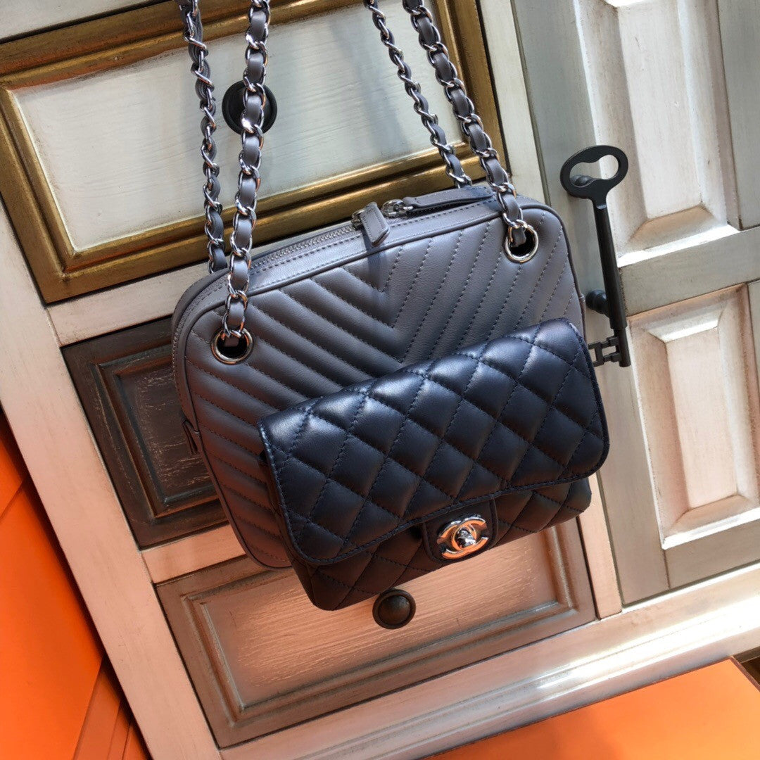 Chanel Camera Case A57284 Black/Grey