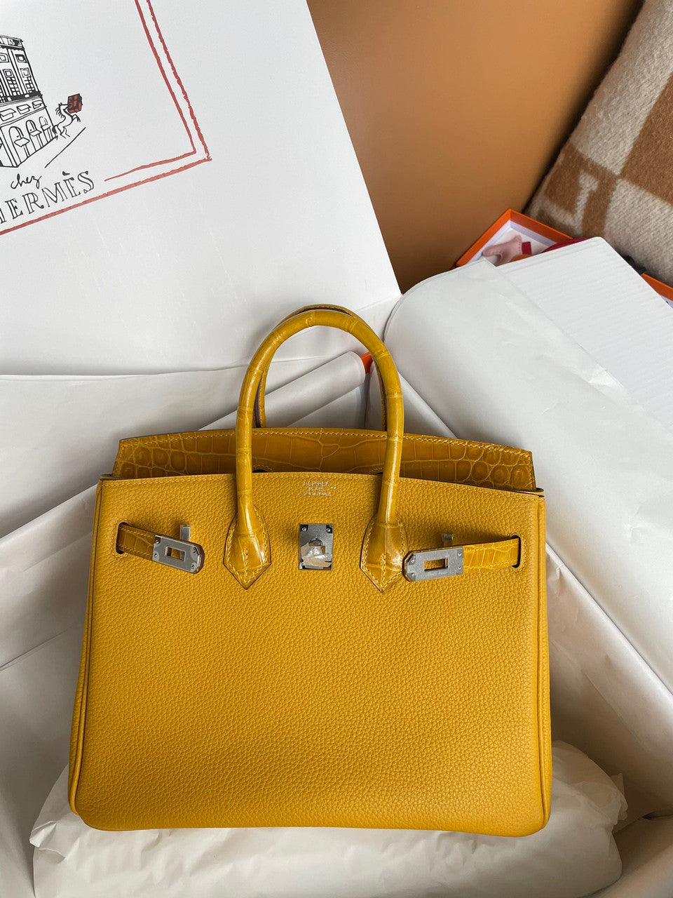Hermes Birkin Touch 25 Amber Shiny Niloticus Crocodile & Togo leather with Gold Hardware