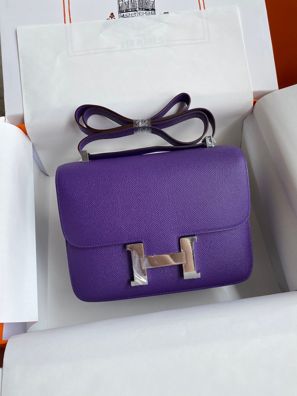 Hermes Iris Constance 19cm Epsom Palladium Hardware