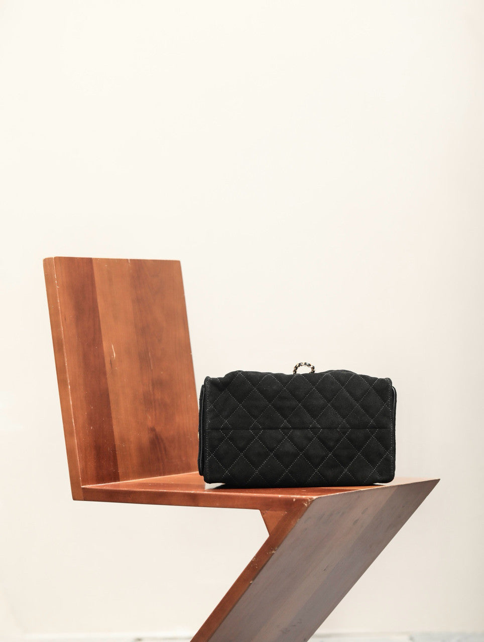 Chanel CRUISE 2024/25 MAXI SUEDE HOBO BAG
