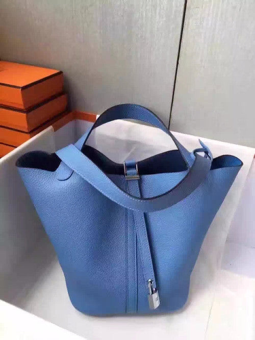 Hermes TURQUOISE Picotin Lock 18 Togo Leather Bag