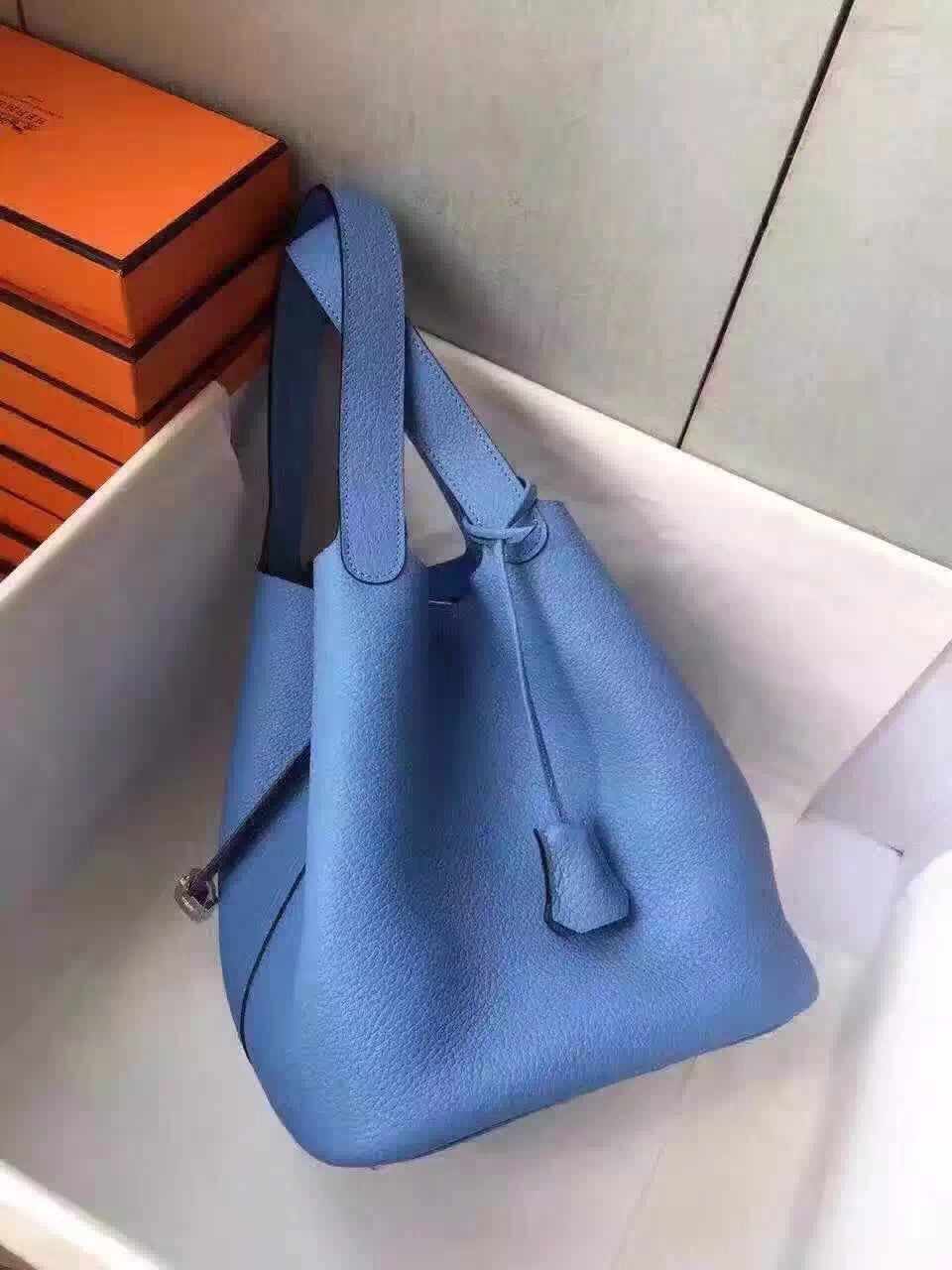 Hermes TURQUOISE Picotin Lock 18 Togo Leather Bag