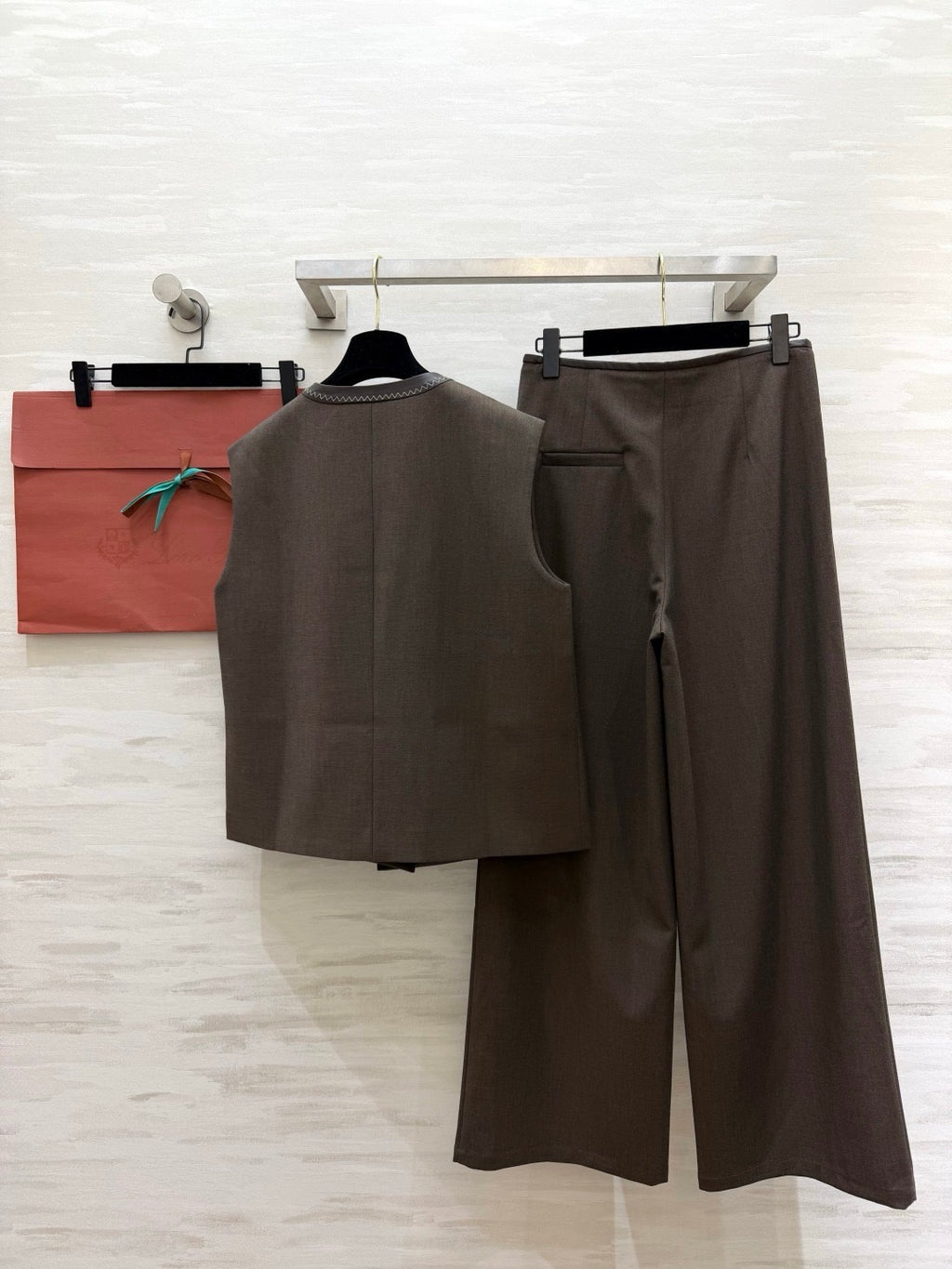 Loro Piana cashmere suit - detail 10