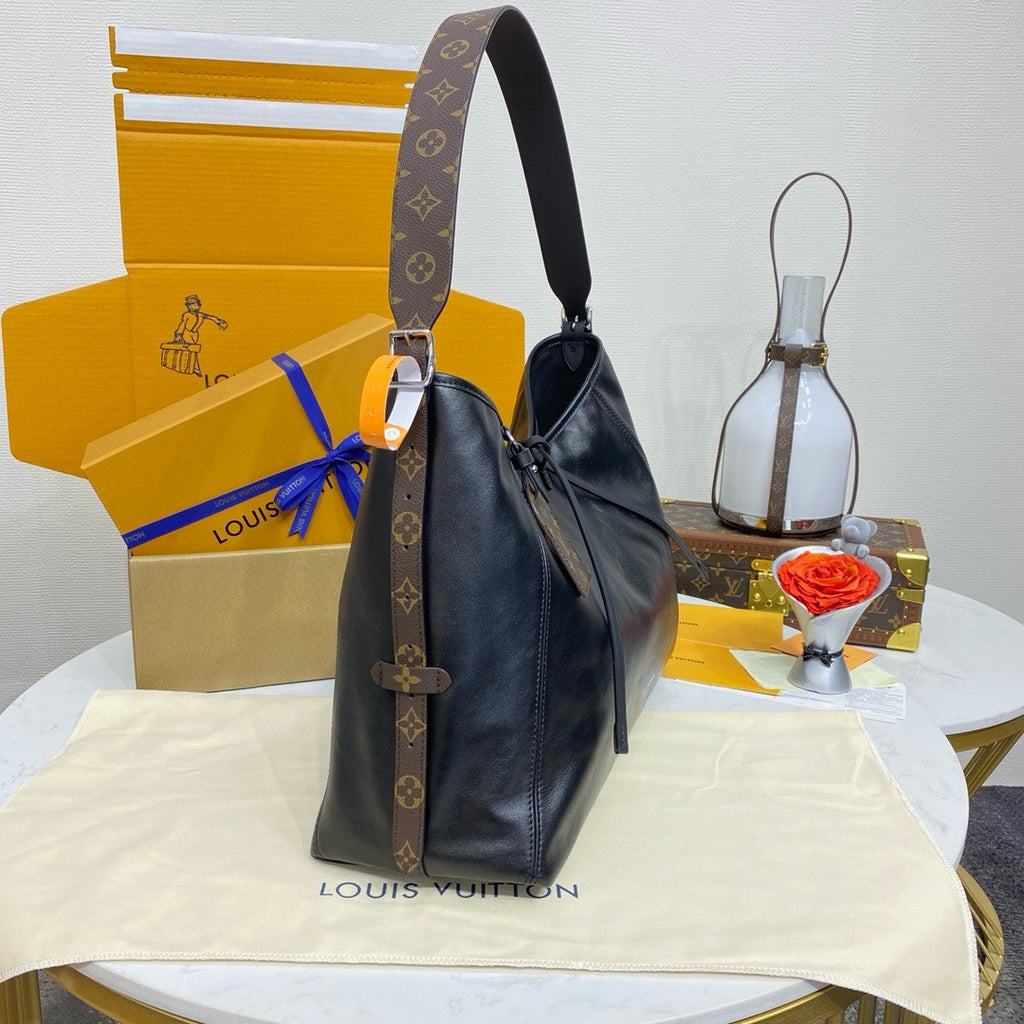 Louis Vuitton M25143 CarryAll Dark MM Bag
