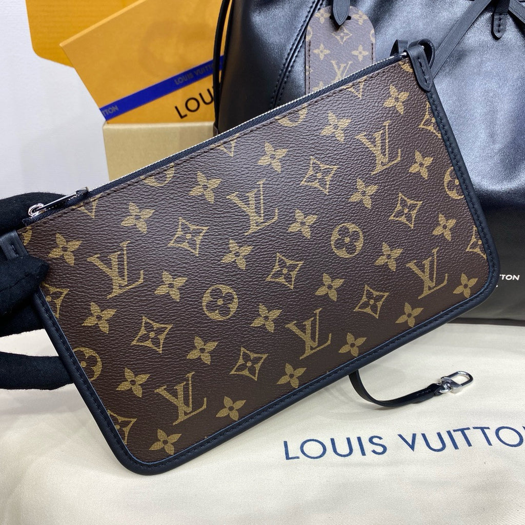 Louis Vuitton M25143 CarryAll Dark MM Bag