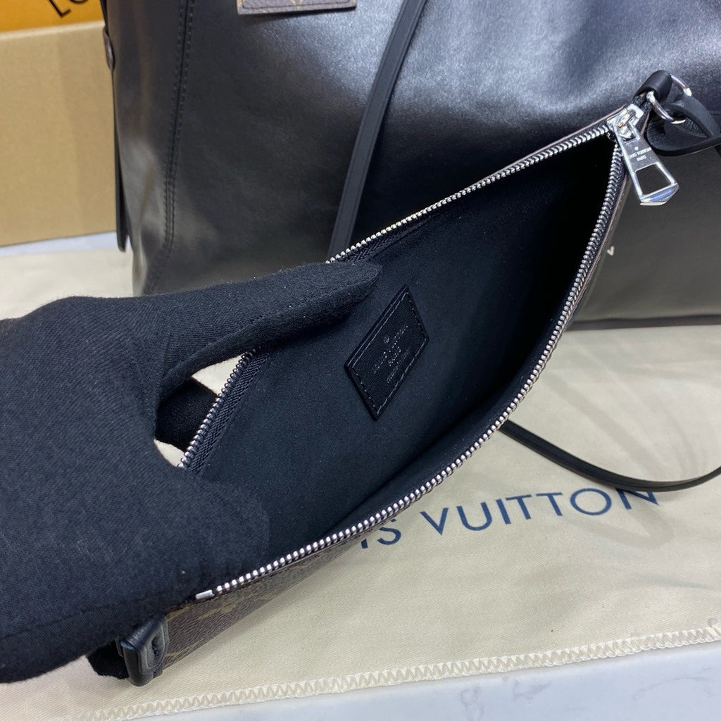 Louis Vuitton M25143 CarryAll Dark MM Bag