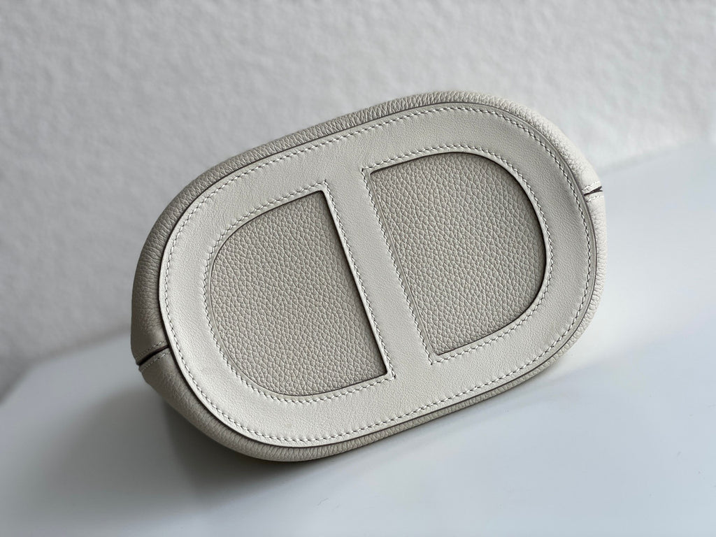 Hermes In-The-Loop 18 Bag Craie