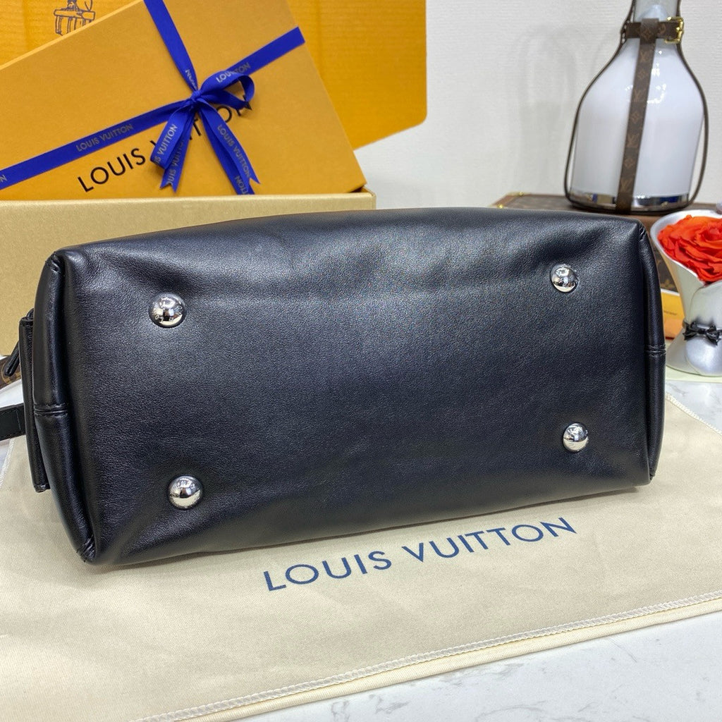 Louis Vuitton M24861 CarryAll Cargo PM Bag