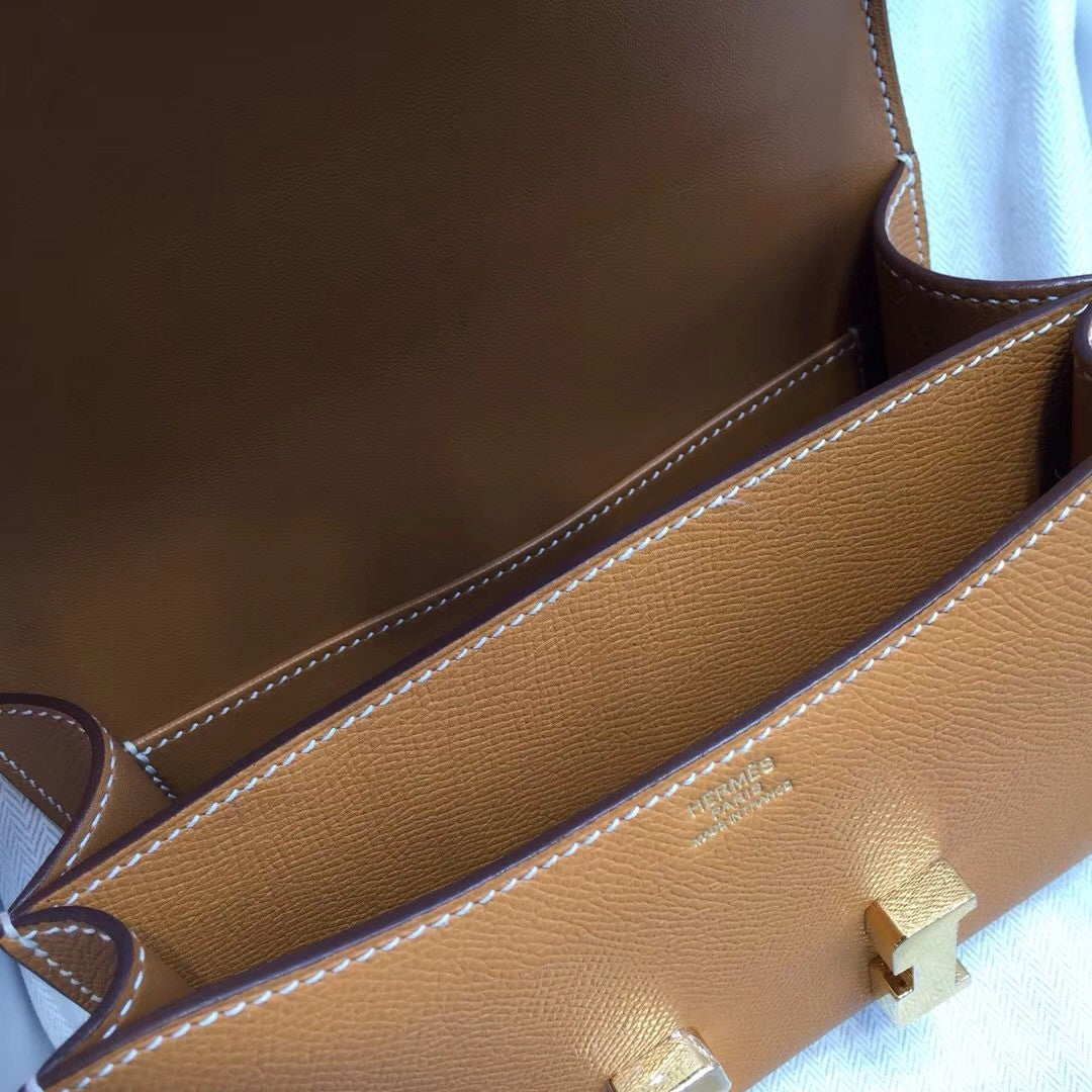 Hermes Toffee Constance Epsom leather 18cm Gold Hardware