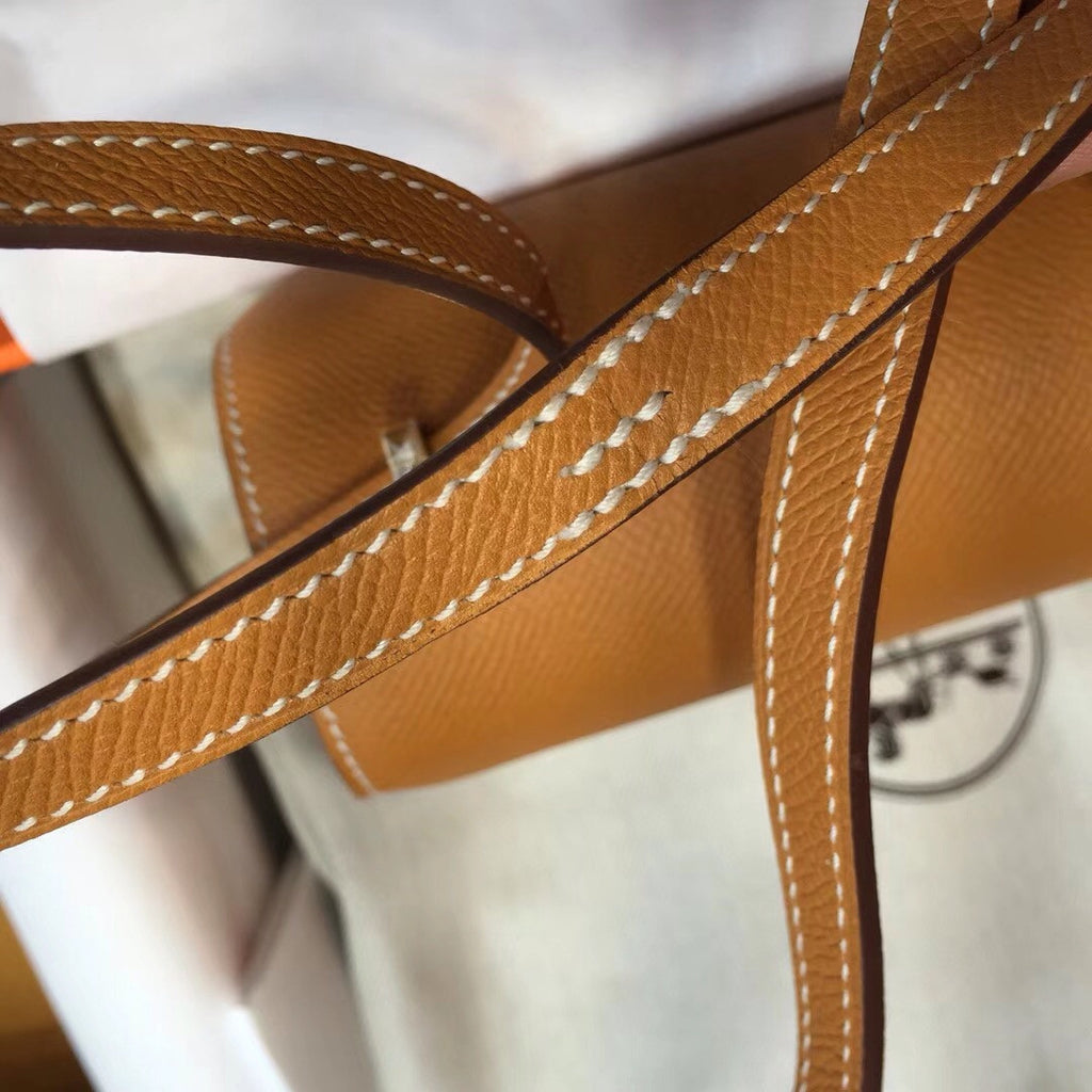 Hermes Toffee Constance Epsom leather 18cm Gold Hardware