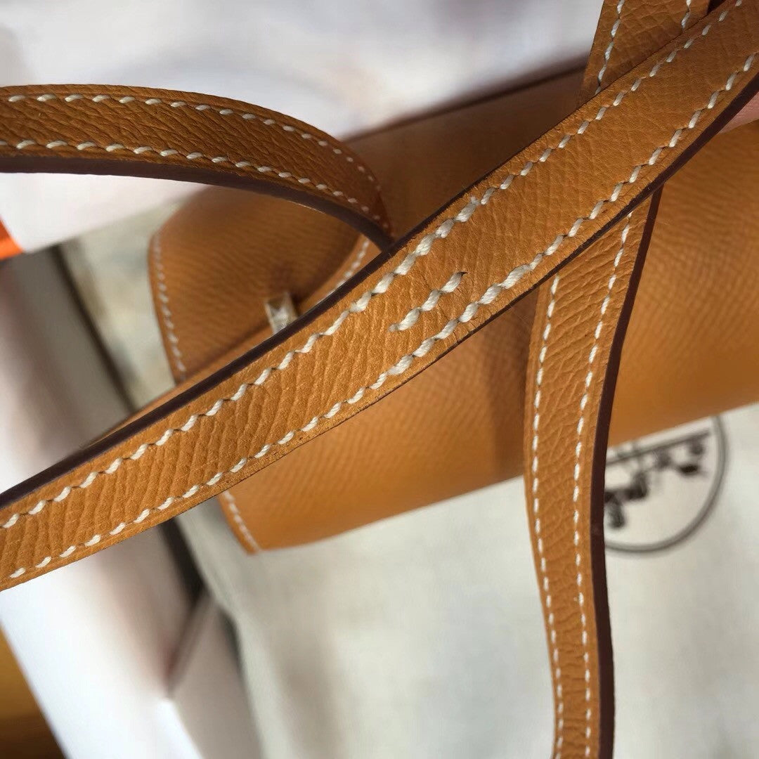 Hermes Toffee Constance Epsom leather 18cm Gold Hardware