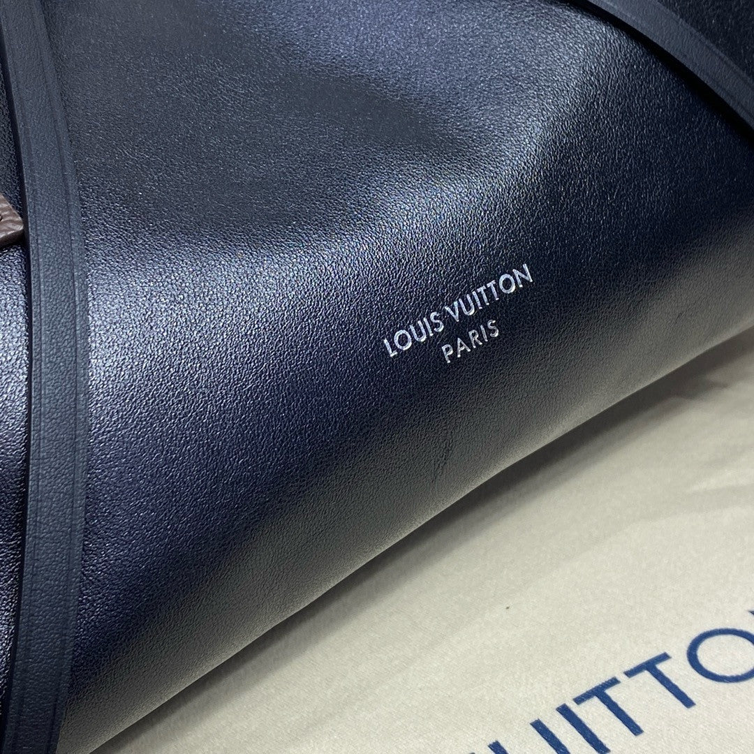 Louis Vuitton M24861 CarryAll Cargo PM Bag