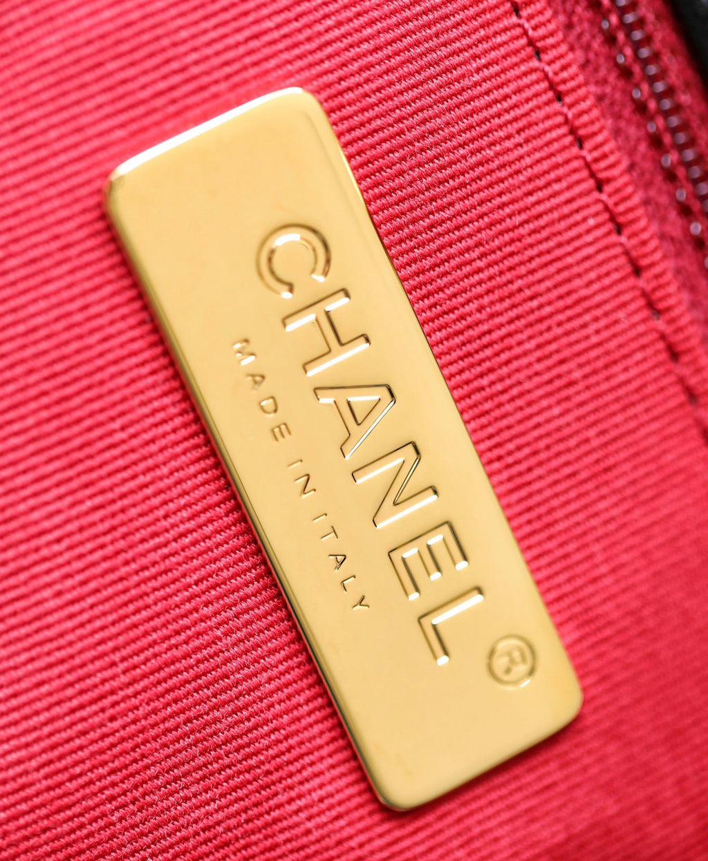 CHANEL 19 SHOPPING BAG FW2022/23