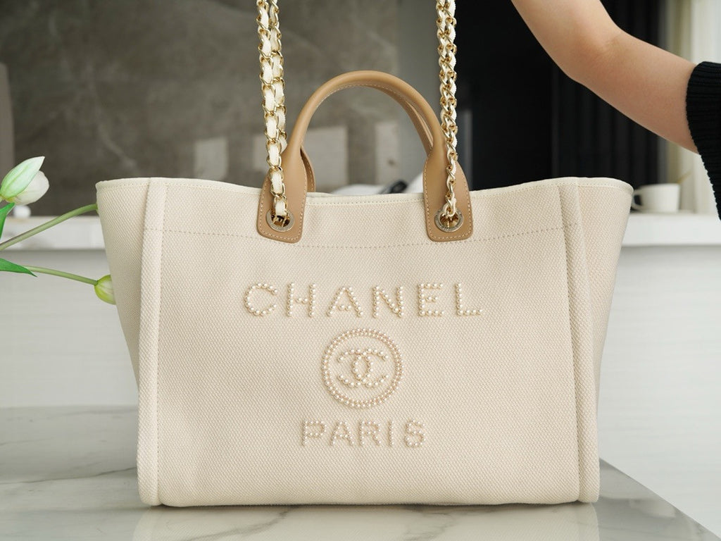 Chanel LARGE TOTE WITH PEARL