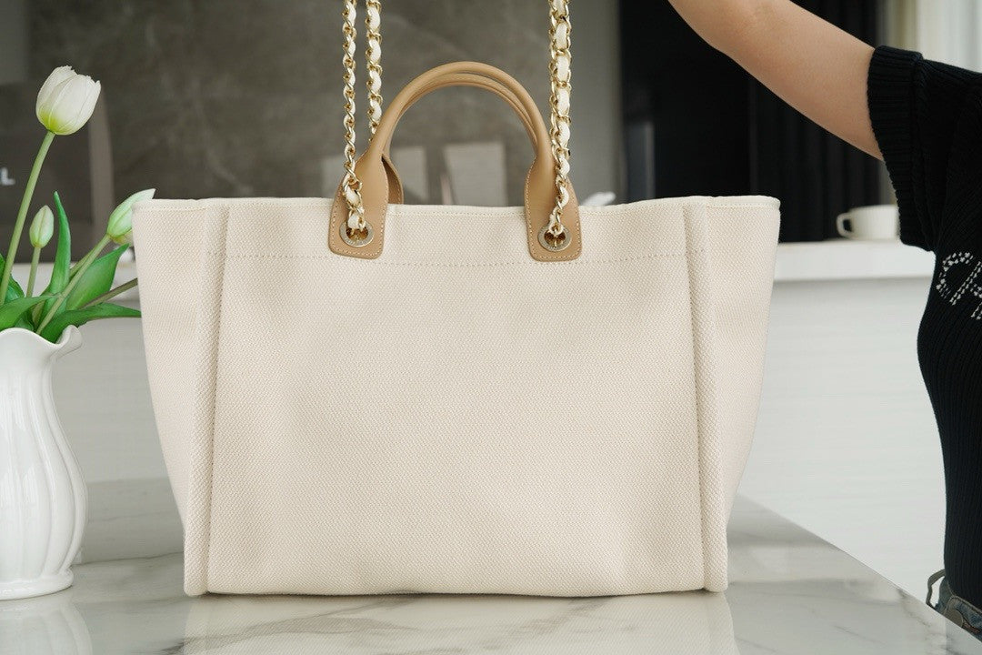 Chanel LARGE TOTE WITH PEARL