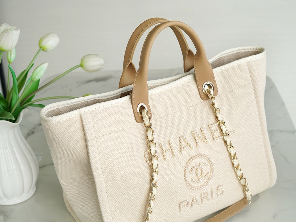 Chanel LARGE TOTE WITH PEARL