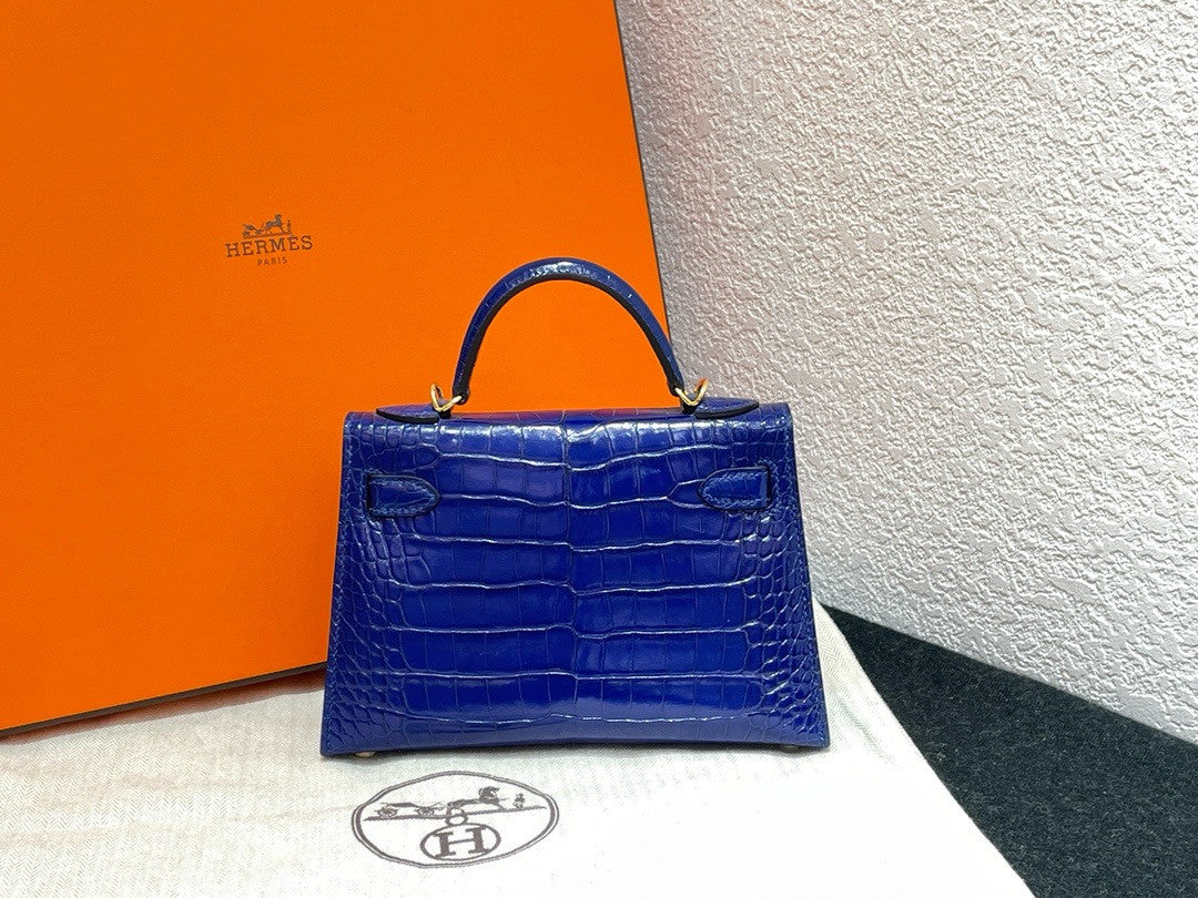 Hermès Kelly 20 Mini II Blue Electric Alligator Gold Hardware Hermes