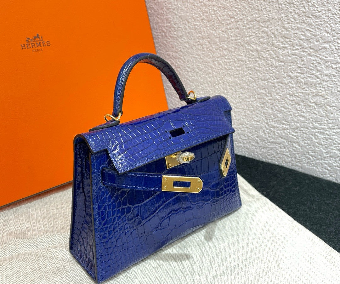 Hermès Kelly 20 Mini II Blue Electric Alligator Gold Hardware Hermes