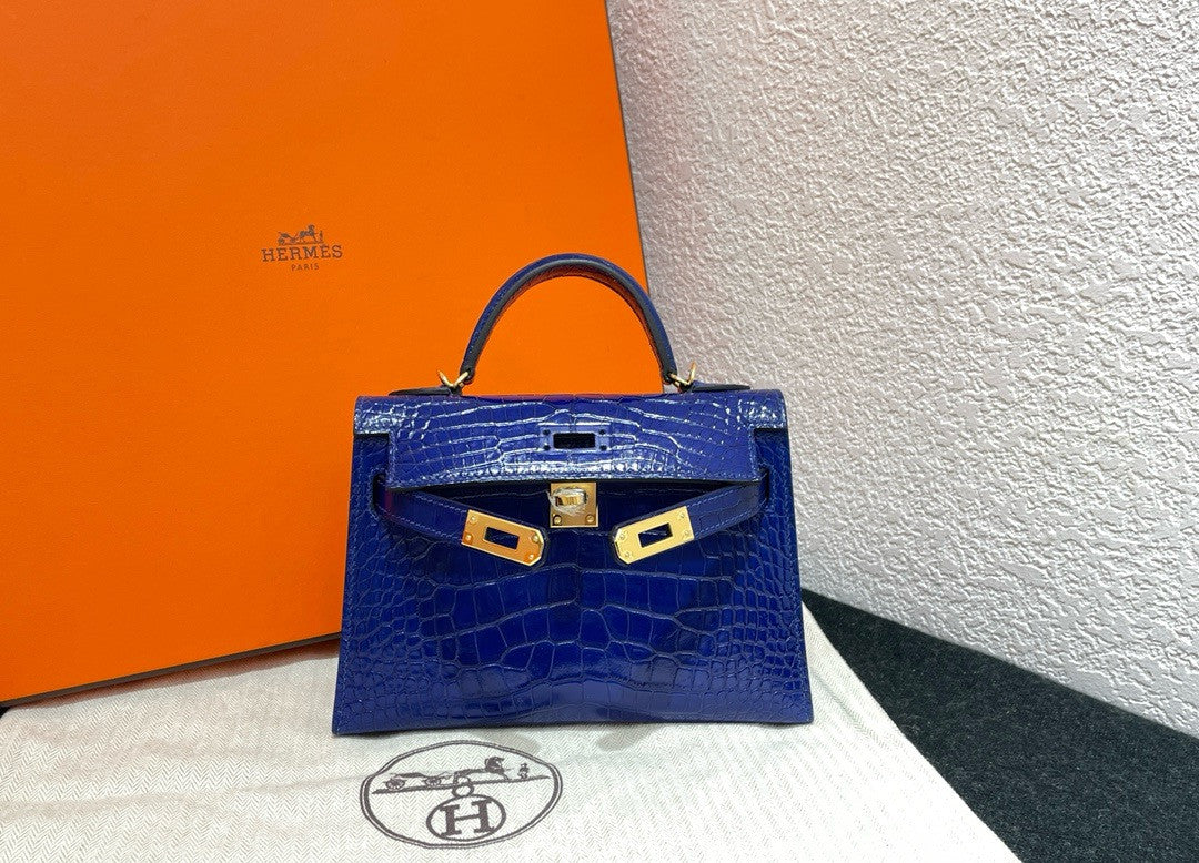 Hermès Kelly 20 Mini II Blue Electric Alligator Gold Hardware Hermes