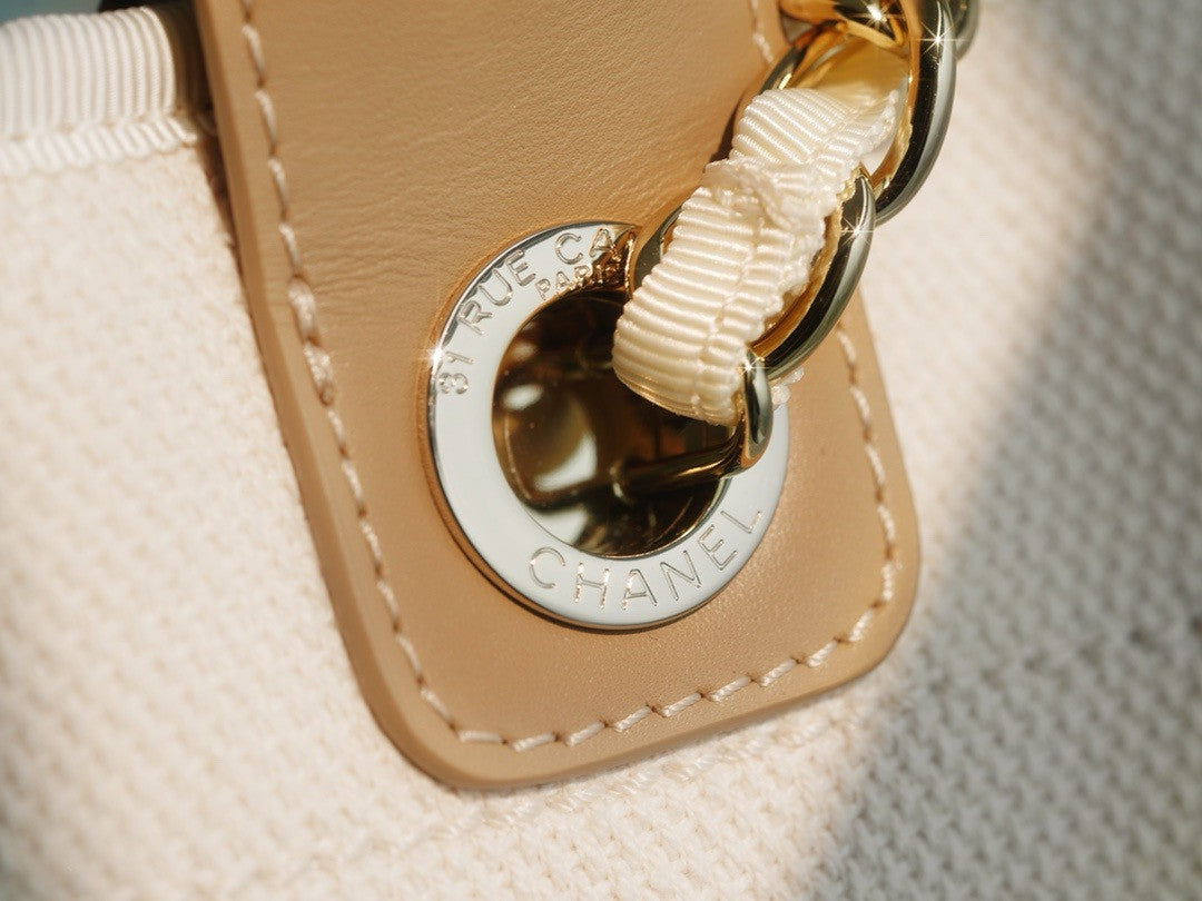 Chanel LARGE TOTE WITH PEARL