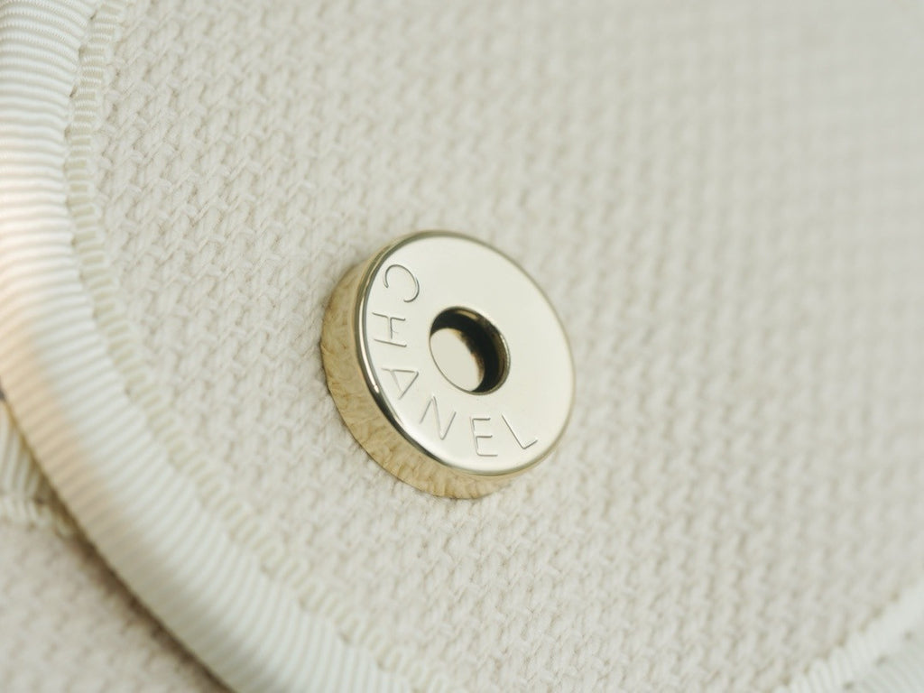 Chanel LARGE TOTE WITH PEARL