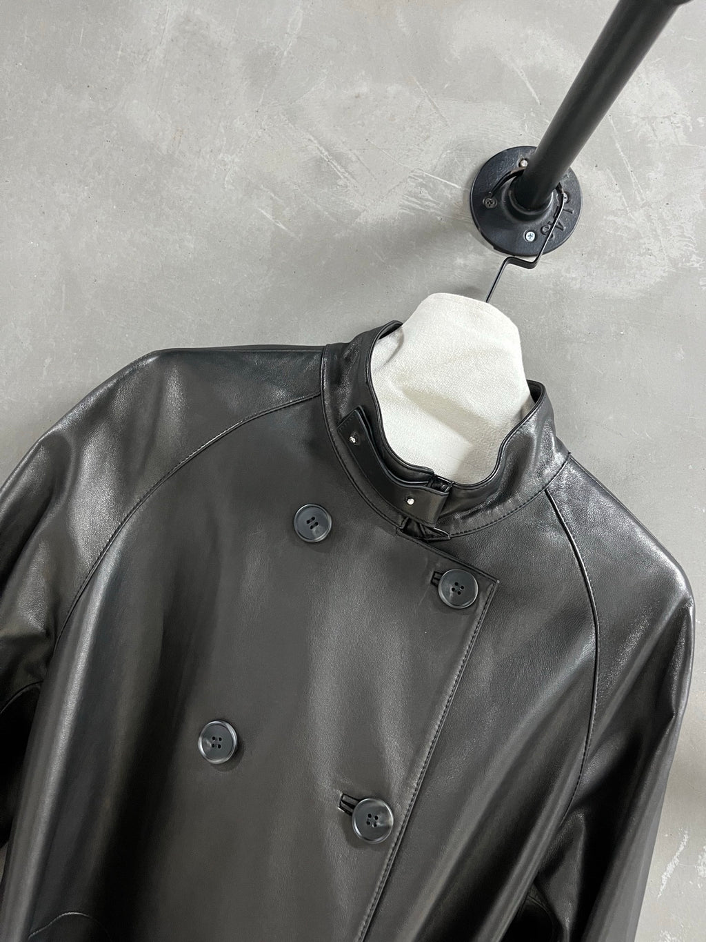 Christian Dior leather trench coat - collar close-up