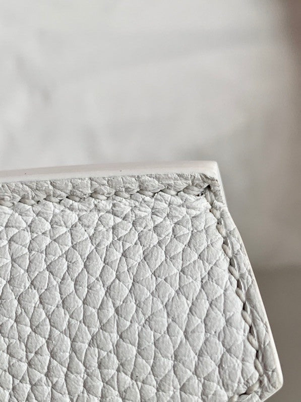 Hermes White Birkin 25 cm Togo Gold Hardware