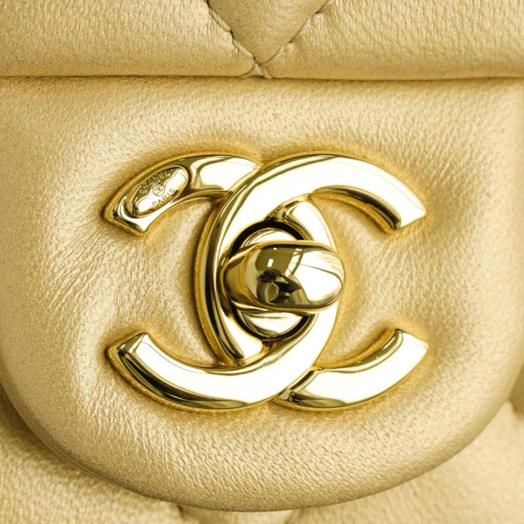 CHANEL MINI FLAP BAG WITH RESIN TOP HANDLE