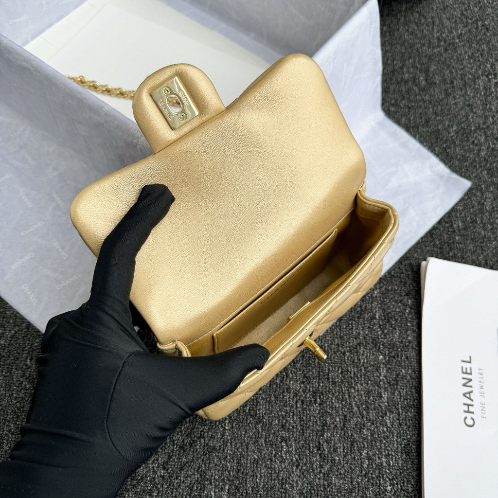 CHANEL MINI FLAP BAG WITH RESIN TOP HANDLE